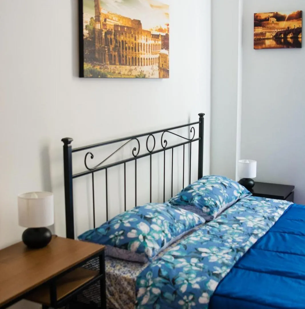 Praty Rooms Roma 0*,